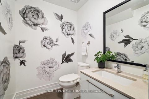 Photo 19 at 405 - 90 Niagara Street, Niagara, Toronto