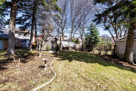 Photo 7 at 99 Eastville Avenue, Cliffcrest, Toronto