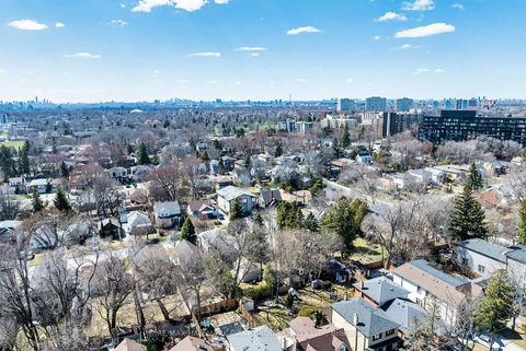 Photo 10 at 99 Eastville Avenue, Cliffcrest, Toronto