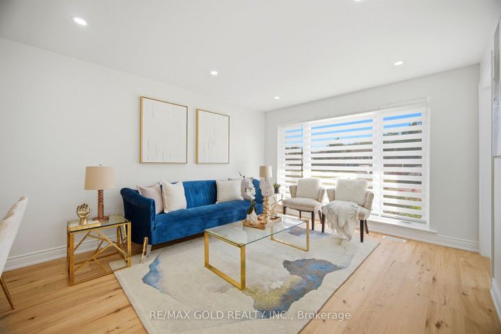Photo 4 at 8 Athlone Avenue, Avondale, Brampton