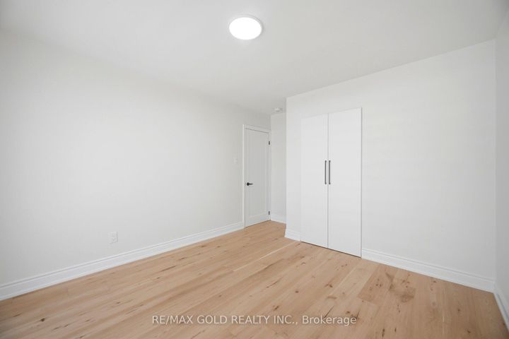 Photo 21 at 8 Athlone Avenue, Avondale, Brampton