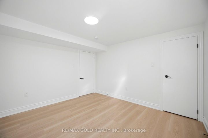 Photo 35 at 8 Athlone Avenue, Avondale, Brampton