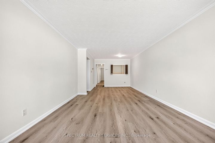 Photo 17 at 37 Newlin Crescent, Jane Heights, Toronto
