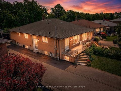 Photo 1 at 37 Newlin Crescent, Jane Heights, Toronto