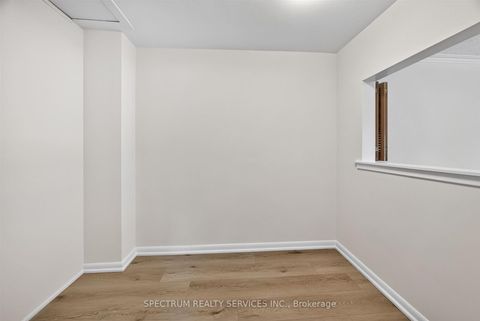 Photo 23 at 37 Newlin Crescent, Jane Heights, Toronto