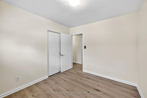 Photo 29 at 37 Newlin Crescent, Jane Heights, Toronto