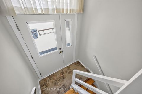 Photo 31 at 37 Newlin Crescent, Jane Heights, Toronto