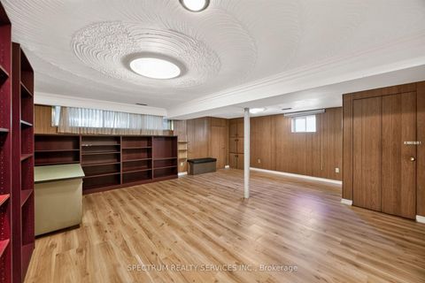 Photo 38 at 37 Newlin Crescent, Jane Heights, Toronto