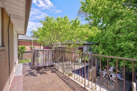 Photo 44 at 37 Newlin Crescent, Jane Heights, Toronto
