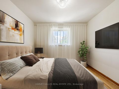 Photo 12 at 205 Vauxhall Drive, Dorset Park, Toronto