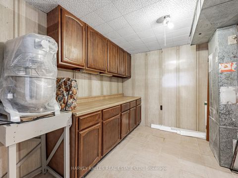 Photo 18 at 205 Vauxhall Drive, Dorset Park, Toronto