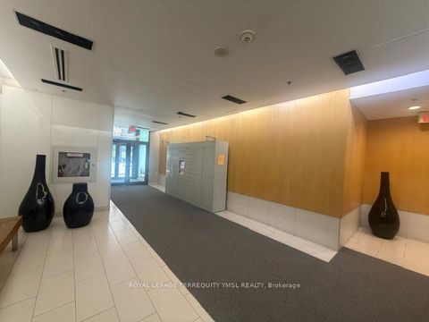 Photo 2 at 504 - 127 Queen Street E, Yonge Corridor, Toronto