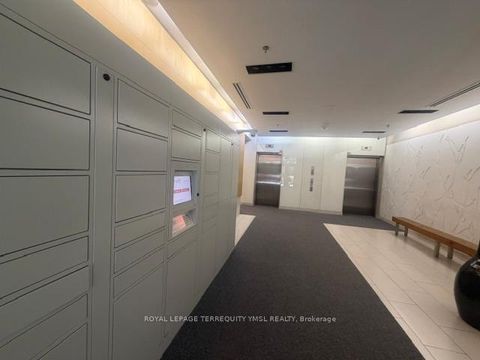 Photo 3 at 504 - 127 Queen Street E, Yonge Corridor, Toronto