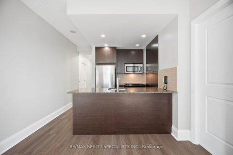 Photo 10 at 714 - 100 Harrison Garden Boulevard, Willowdale East, Toronto