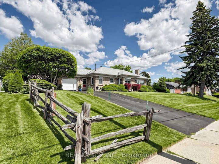 Photo 1 at 83 Stevenson Road N, McLaughlin, Oshawa