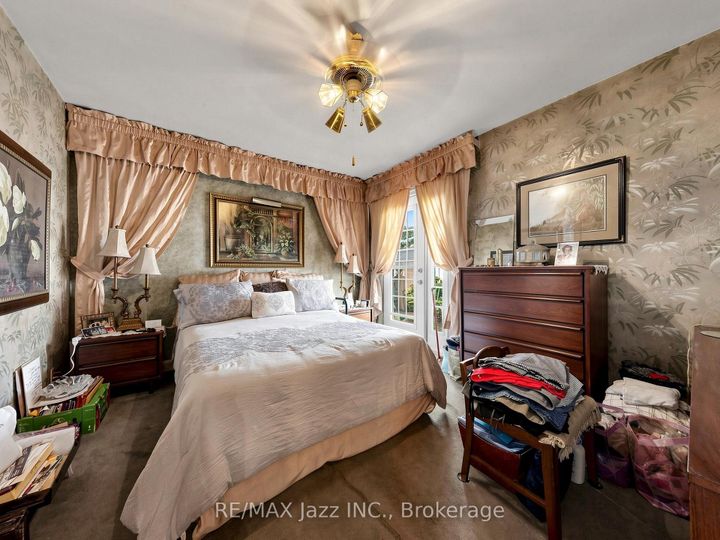 Photo 17 at 83 Stevenson Road N, McLaughlin, Oshawa