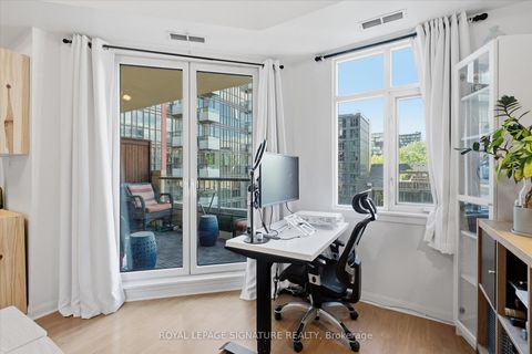 Photo 7 at 413 - 550 Front Street W, Waterfront Communities C1, Toronto