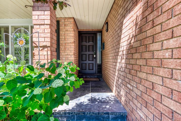 Photo 1 at 2171 Margot Street, RO River Oaks, Oakville