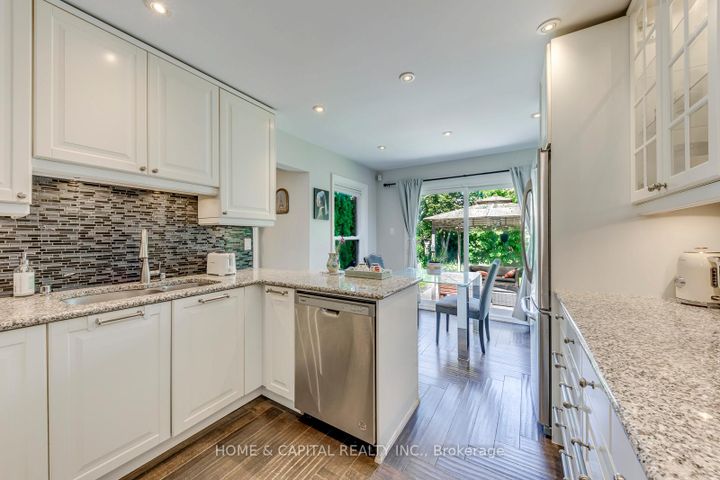 Photo 13 at 2171 Margot Street, RO River Oaks, Oakville