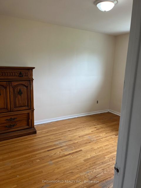 Photo 5 at 14 Laskay Crescent, Black Creek, Toronto