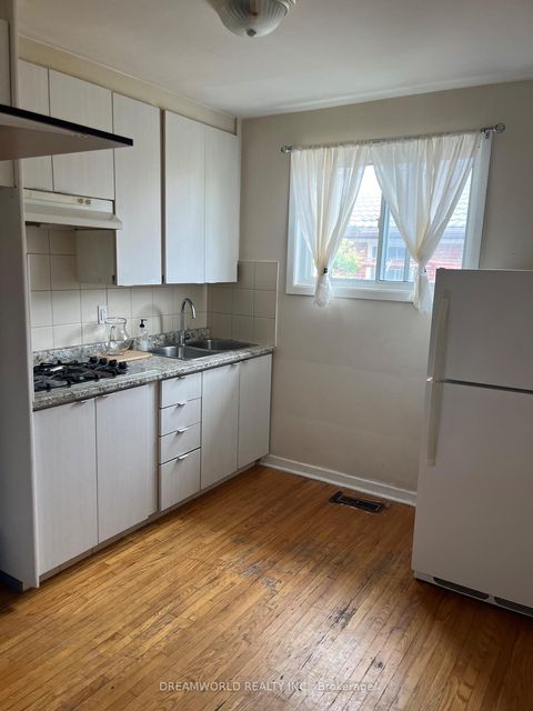 Photo 6 at 14 Laskay Crescent, Black Creek, Toronto