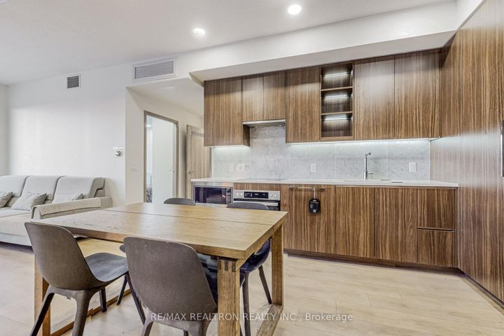 Photo 4 at 3106 - 85 Mcmahon Drive, Bayview Village, Toronto