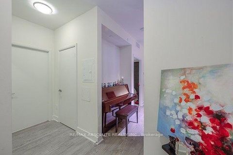 Photo 2 at 3007 - 30 Roehampton Avenue, Mount Pleasant West, Toronto
