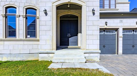 Photo 5 at 52 Rolling Green Court, Kleinburg, Vaughan