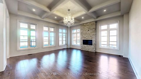 Photo 11 at 52 Rolling Green Court, Kleinburg, Vaughan
