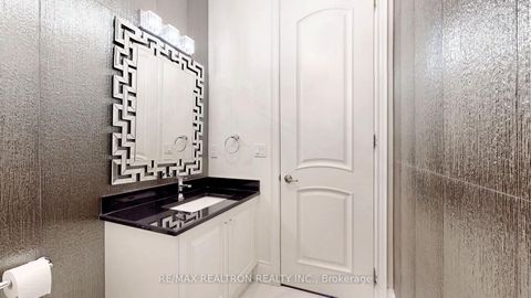 Photo 15 at 52 Rolling Green Court, Kleinburg, Vaughan