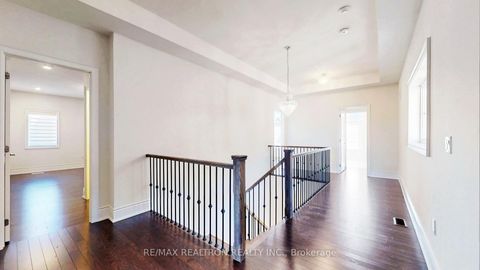 Photo 27 at 52 Rolling Green Court, Kleinburg, Vaughan