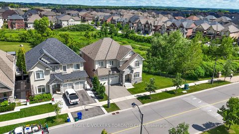 Photo 3 at 20 Parkheights Trail, Nobleton, King