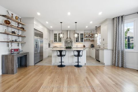 Photo 15 at 20 Parkheights Trail, Nobleton, King