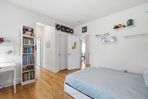 Photo 31 at 20 Parkheights Trail, Nobleton, King