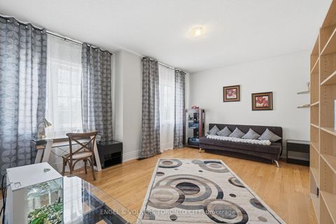 Photo 36 at 20 Parkheights Trail, Nobleton, King