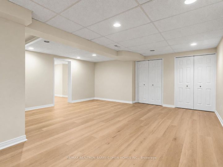 Photo 21 at 8 Boldmere Crescent, Bayview Village, Toronto