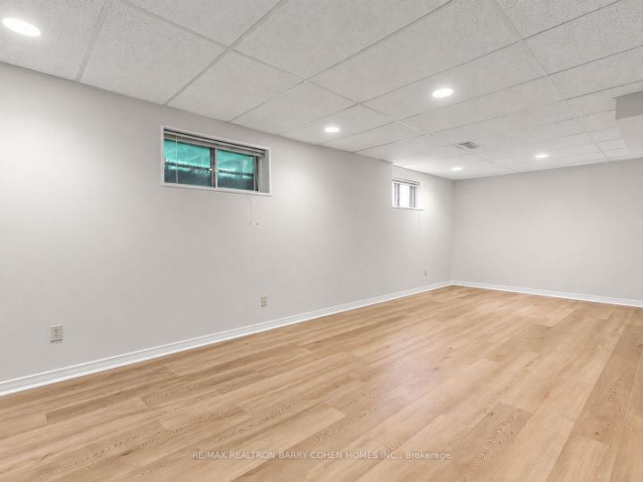 Photo 22 at 8 Boldmere Crescent, Bayview Village, Toronto
