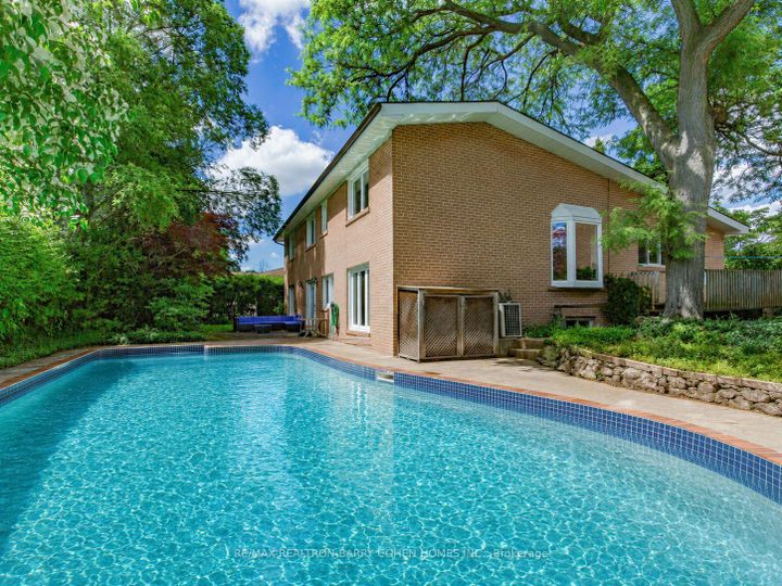 Photo 24 at 8 Boldmere Crescent, Bayview Village, Toronto