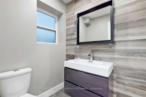Photo 18 at 5 Donnybrook Lane, Kingsway South, Toronto