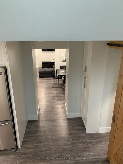 Photo 35 at 5 Donnybrook Lane, Kingsway South, Toronto
