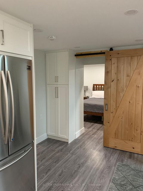 Photo 37 at 5 Donnybrook Lane, Kingsway South, Toronto