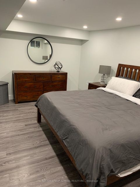 Photo 39 at 5 Donnybrook Lane, Kingsway South, Toronto