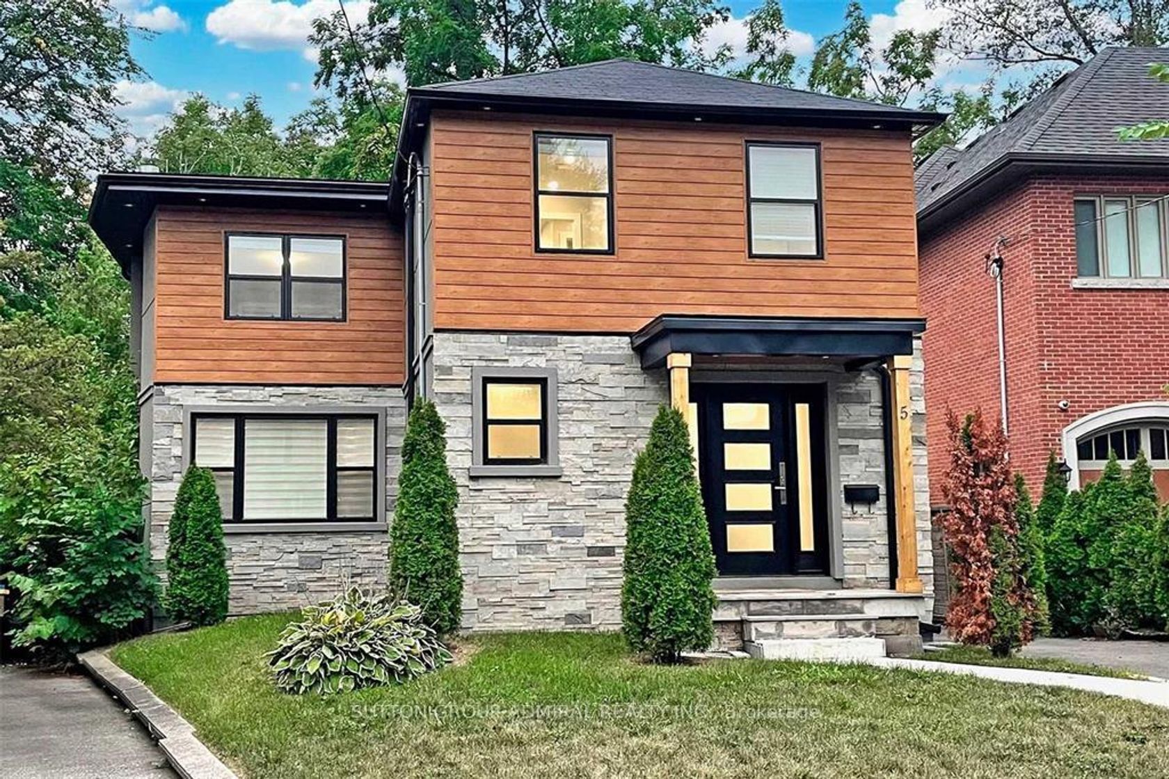 5 Donnybrook Lane, Kingsway South, Toronto 