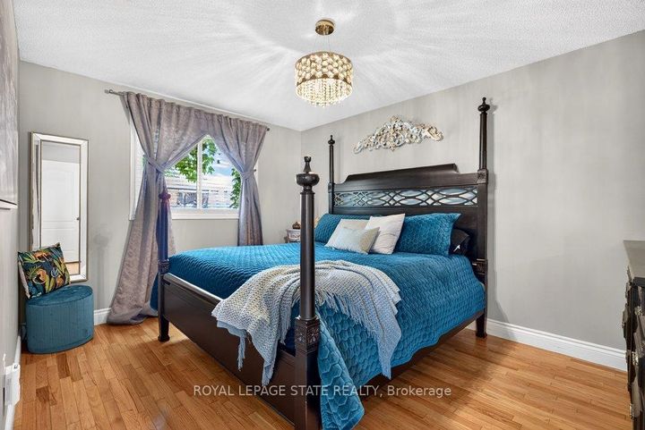 Photo 5 at 102 Birchlawn Drive, Stoney Creek, Hamilton
