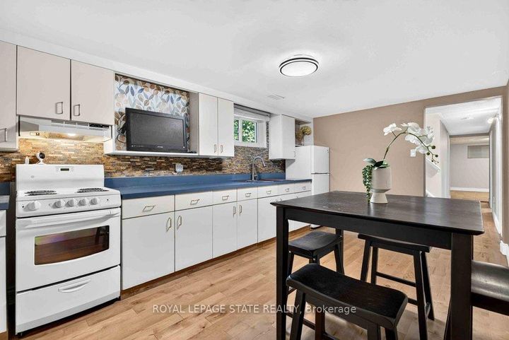 Photo 7 at 102 Birchlawn Drive, Stoney Creek, Hamilton