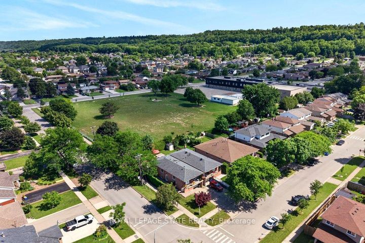 Photo 10 at 102 Birchlawn Drive, Stoney Creek, Hamilton