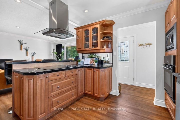 Photo 22 at 102 Birchlawn Drive, Stoney Creek, Hamilton