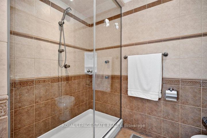 Photo 30 at 102 Birchlawn Drive, Stoney Creek, Hamilton