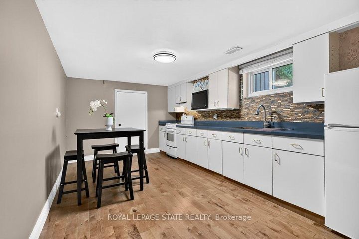 Photo 33 at 102 Birchlawn Drive, Stoney Creek, Hamilton