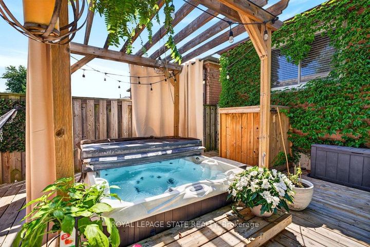 Photo 41 at 102 Birchlawn Drive, Stoney Creek, Hamilton